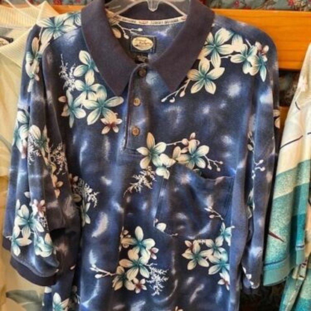 TOMMY BAHAMA * Dark BLUE 3-button TROPICAL FLOWER POLO SHIRT * Chest Pocket * L